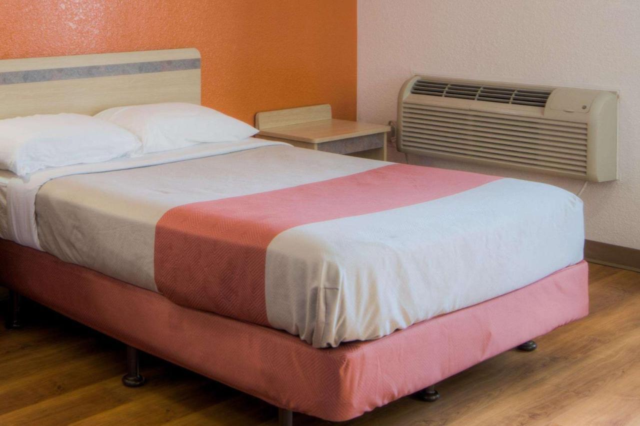 Motel 6-Niantic, Ct - New London Εξωτερικό φωτογραφία