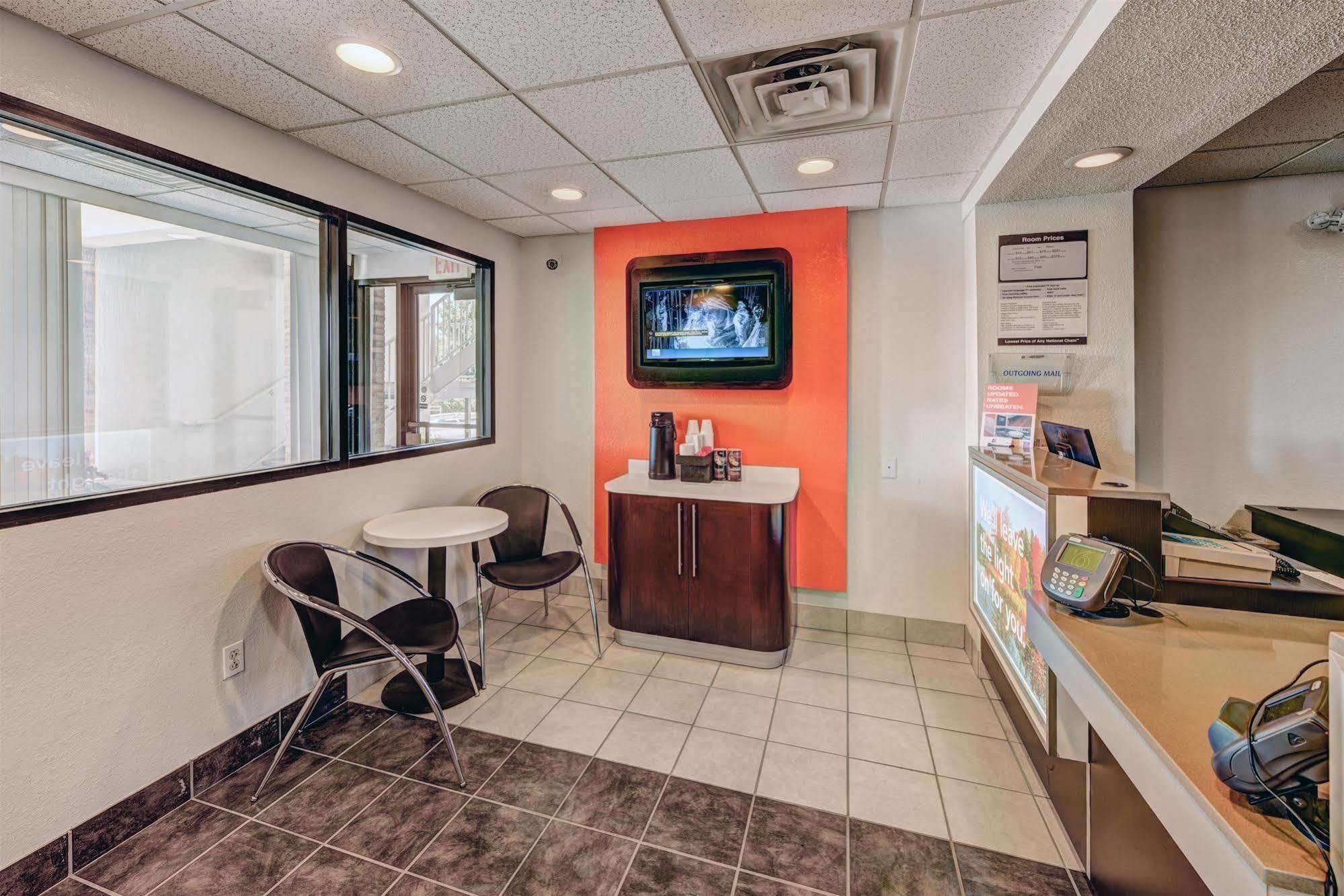 Motel 6-Niantic, Ct - New London Εξωτερικό φωτογραφία